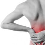 Milyen terápiákkal enyhíthetők az isiász tünetei?